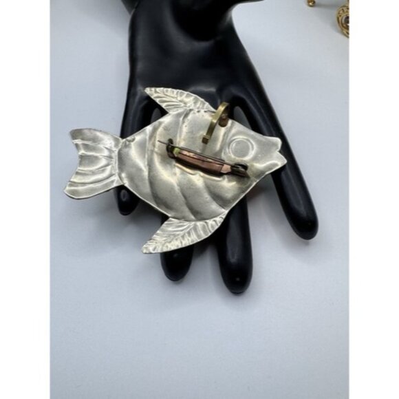 Vintage Pendant And Brooch Fish In Silver Tone Whit Copper And Brass Extra Large - Picture 2 of 7